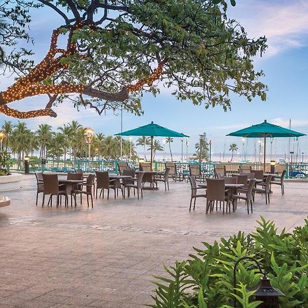 Waikiki Marina Resort At The Ilikai Honolulu Exterior photo