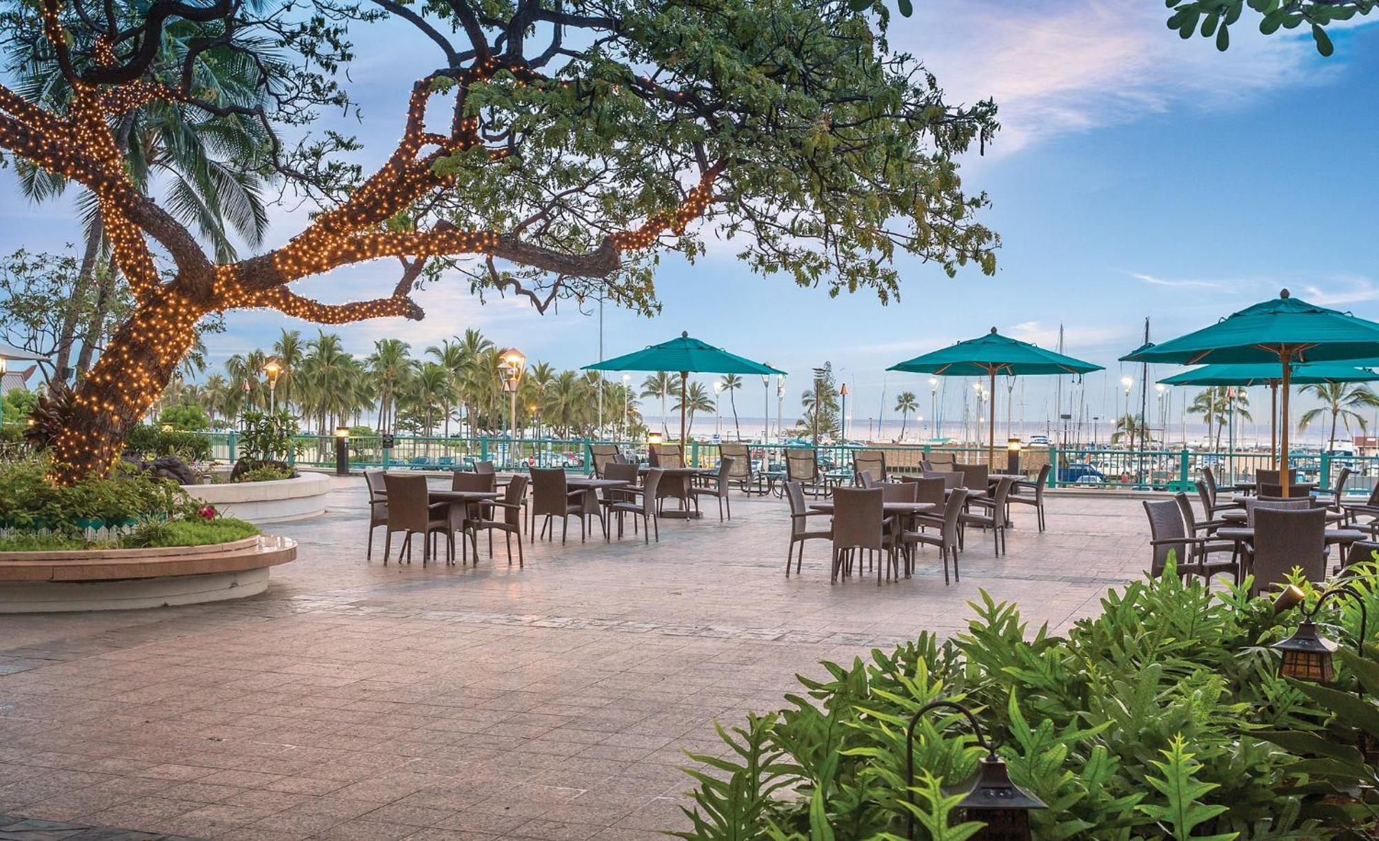 Waikiki Marina Resort At The Ilikai Honolulu Exterior photo