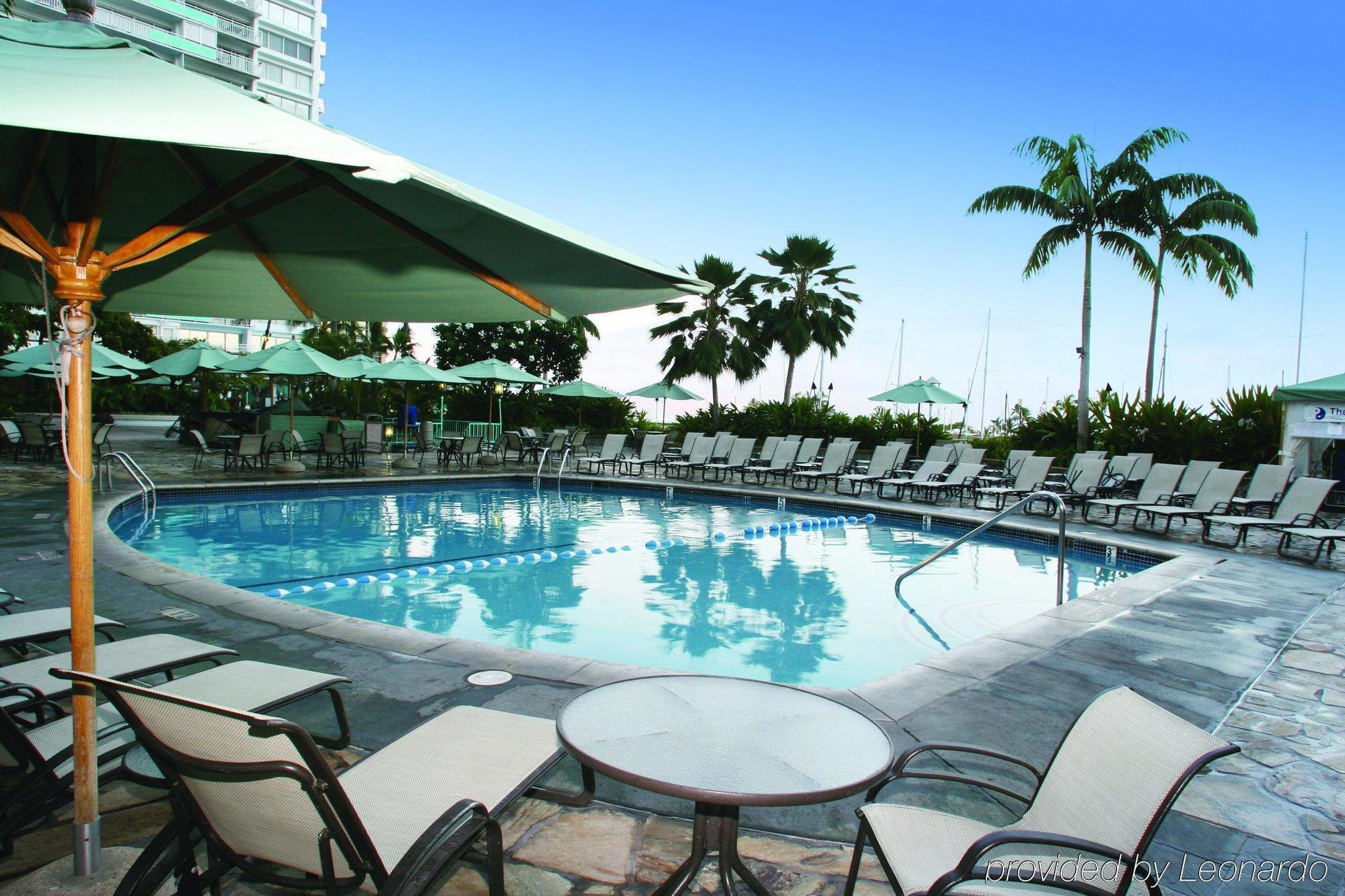 Waikiki Marina Resort At The Ilikai Honolulu Exterior photo