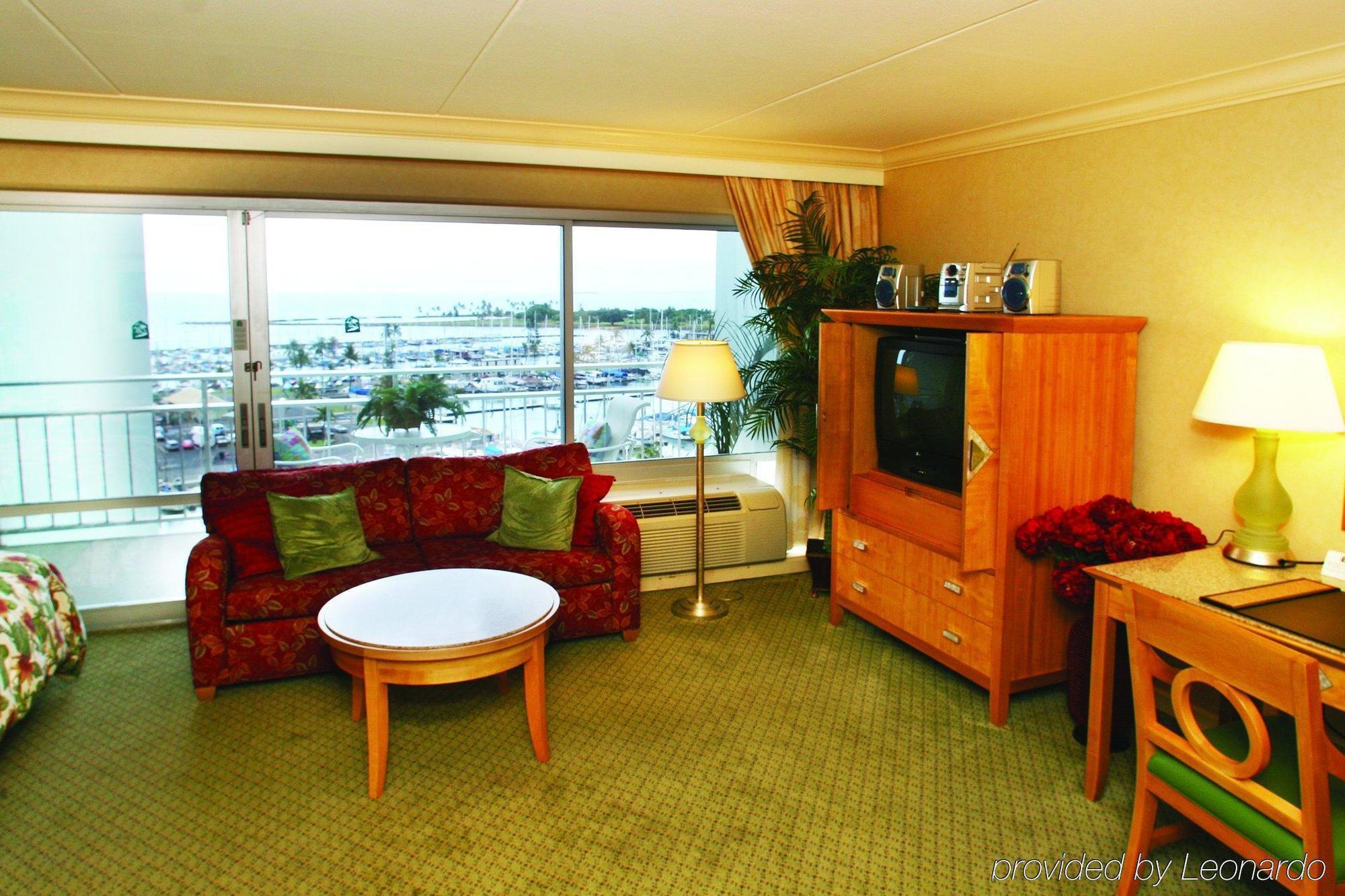 Waikiki Marina Resort At The Ilikai Honolulu Room photo