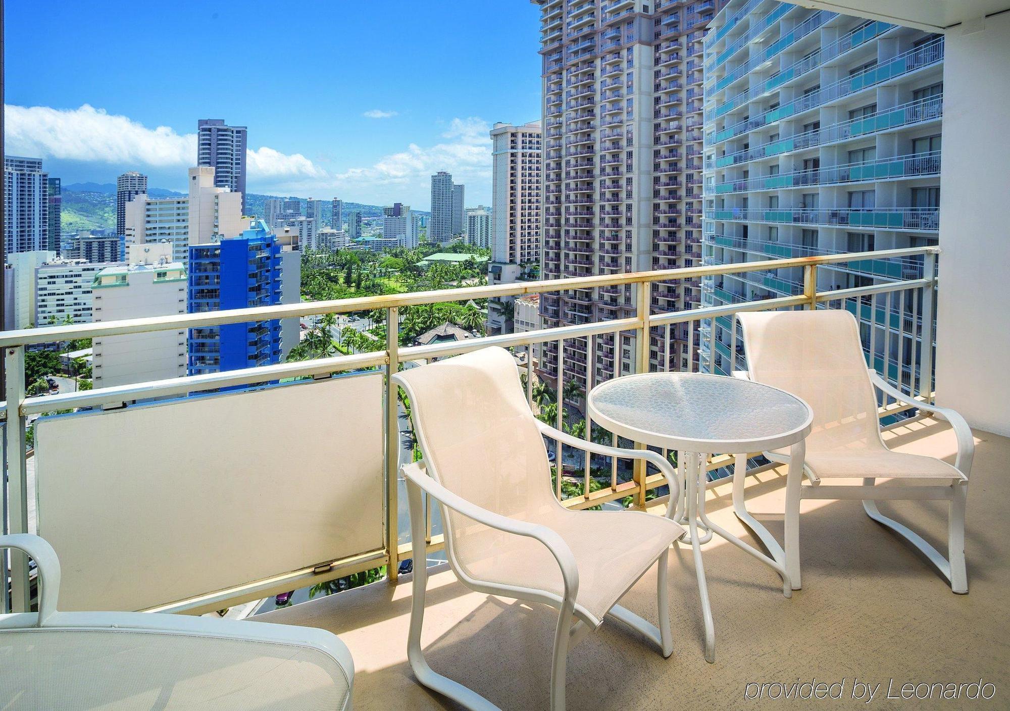 Waikiki Marina Resort At The Ilikai Honolulu Exterior photo